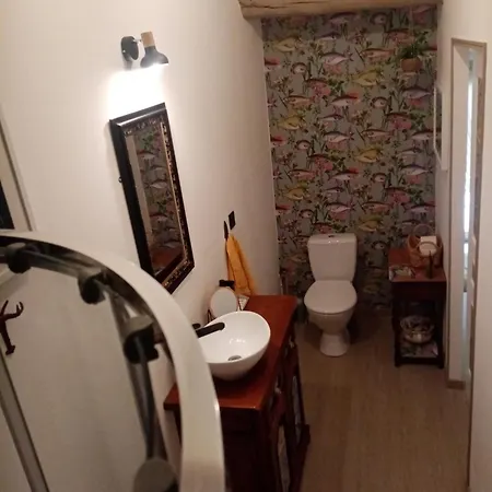 Self Contained Private Close To Carcassonne, Rural Location Nyaraló