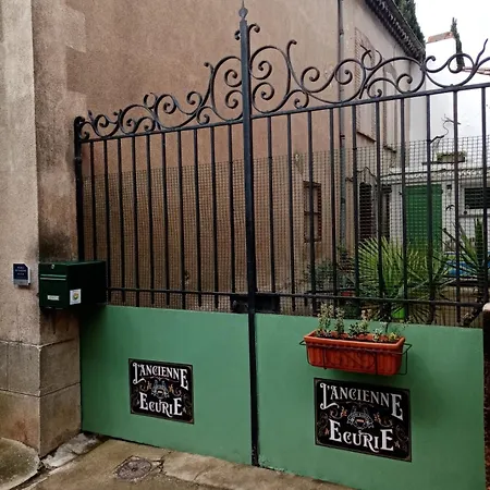 Self Contained Private Close To Carcassonne, Rural Location