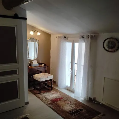 Nyaraló Self Contained Private Close To Carcassonne, Rural Location